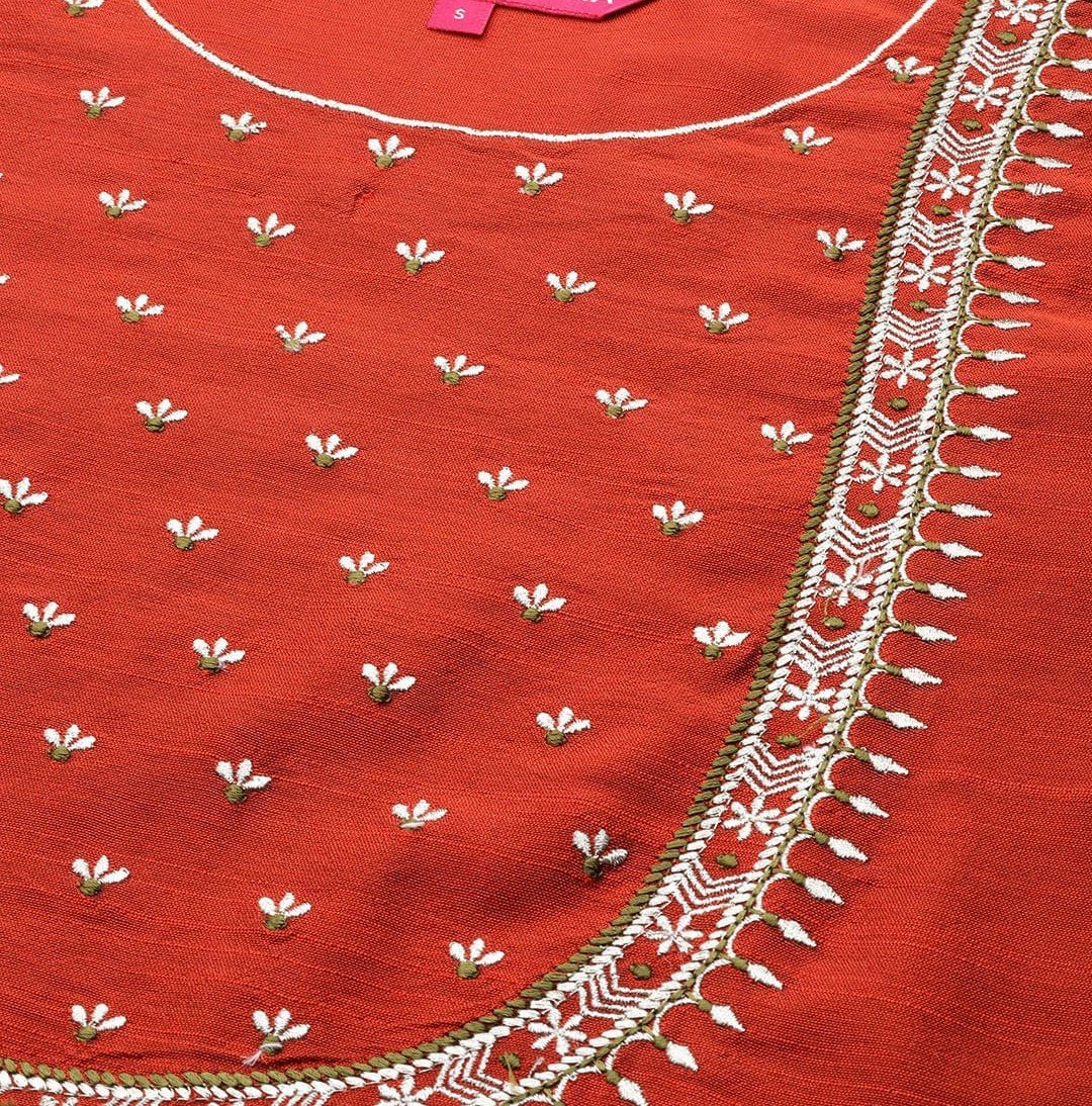 Maroon Suit Set With Dupatta - Image 4