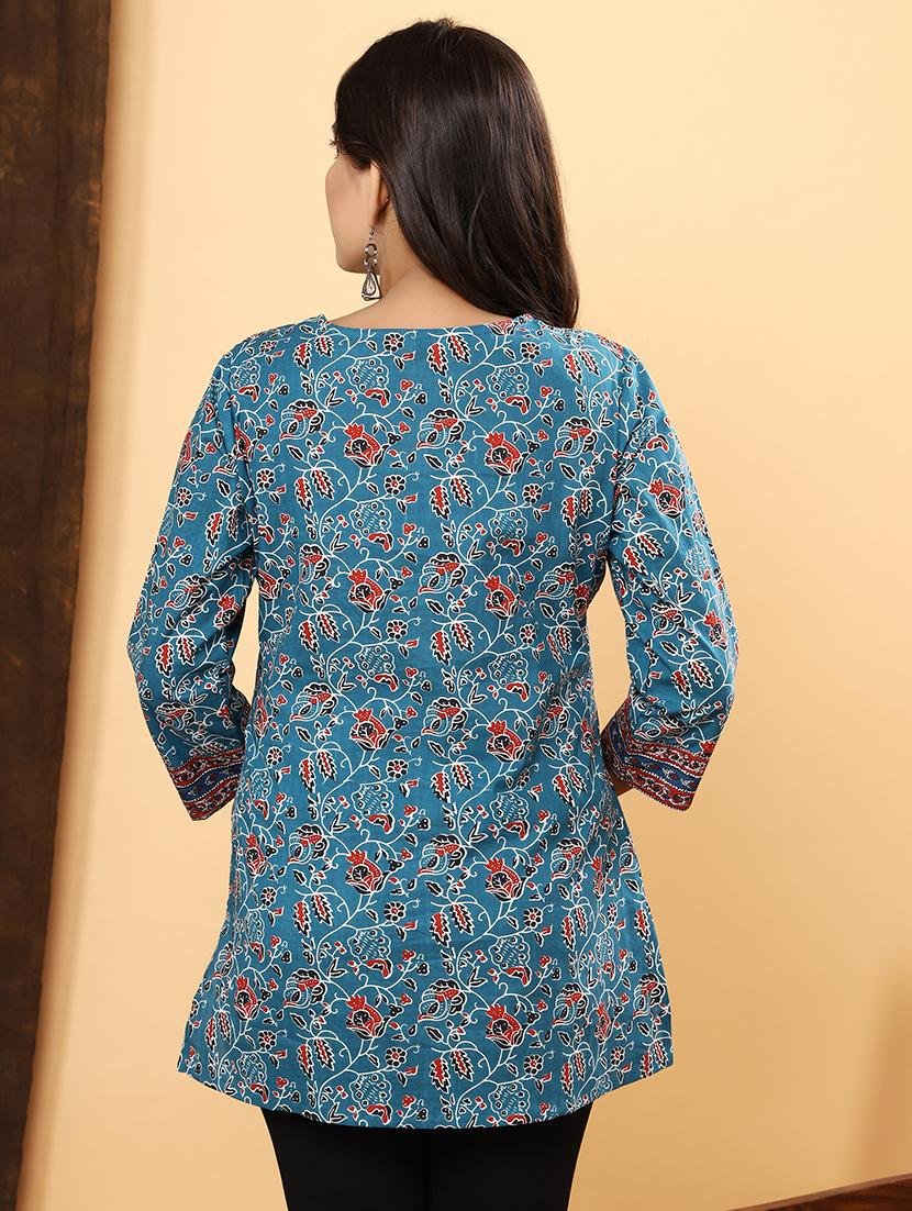 Printed Floral Blue Kurti - Image 3