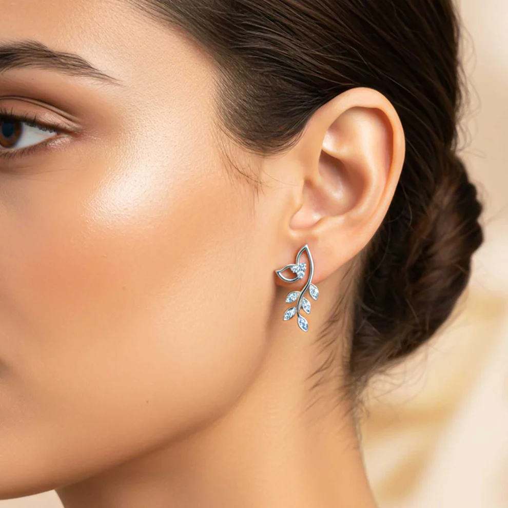 Silver Leaf Stud Earrings - Image 3